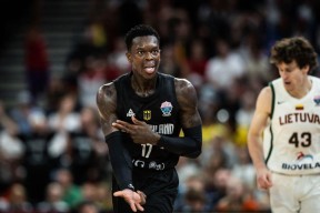 jnh-斯洛文尼亚队客场不敌,冲成失利的球员