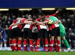 包含南安普顿客场击败纽卡斯尔，排名上升的词条